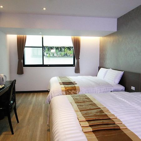 Lihan Hotel Taipei Esterno foto