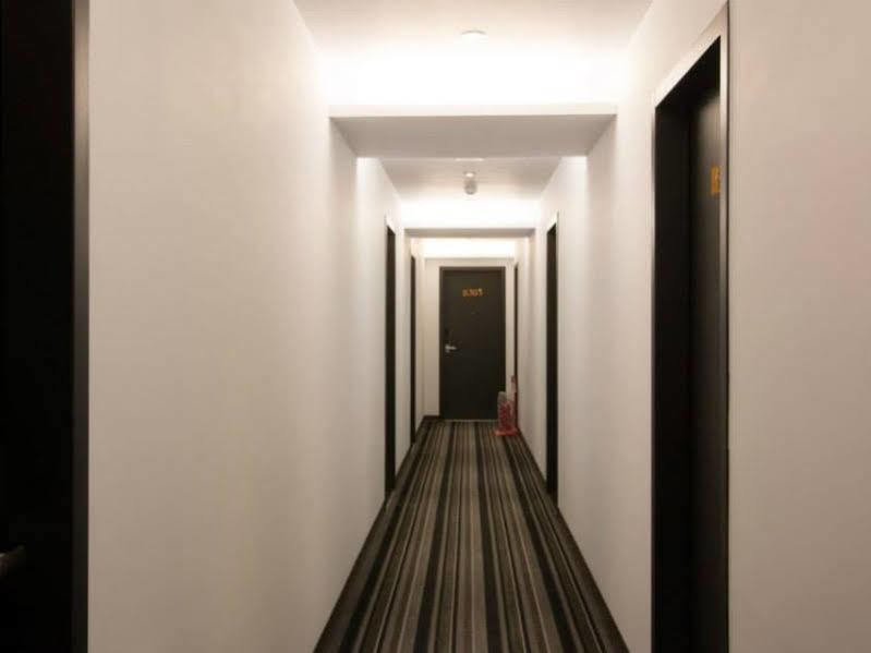Lihan Hotel Taipei Esterno foto