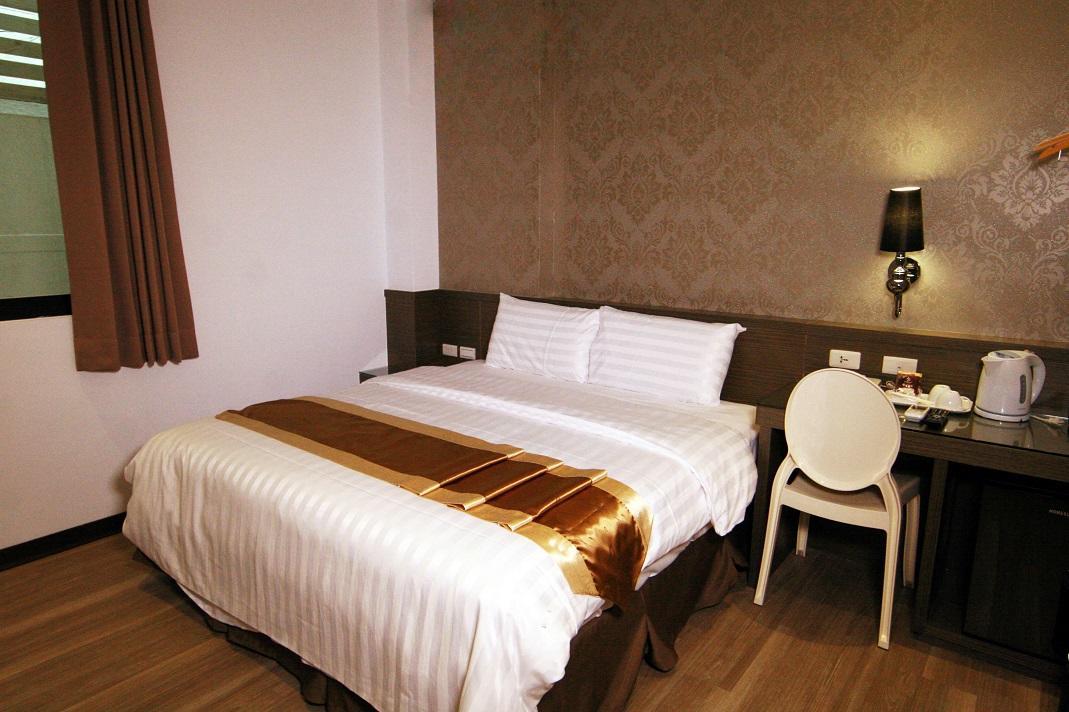 Lihan Hotel Taipei Esterno foto