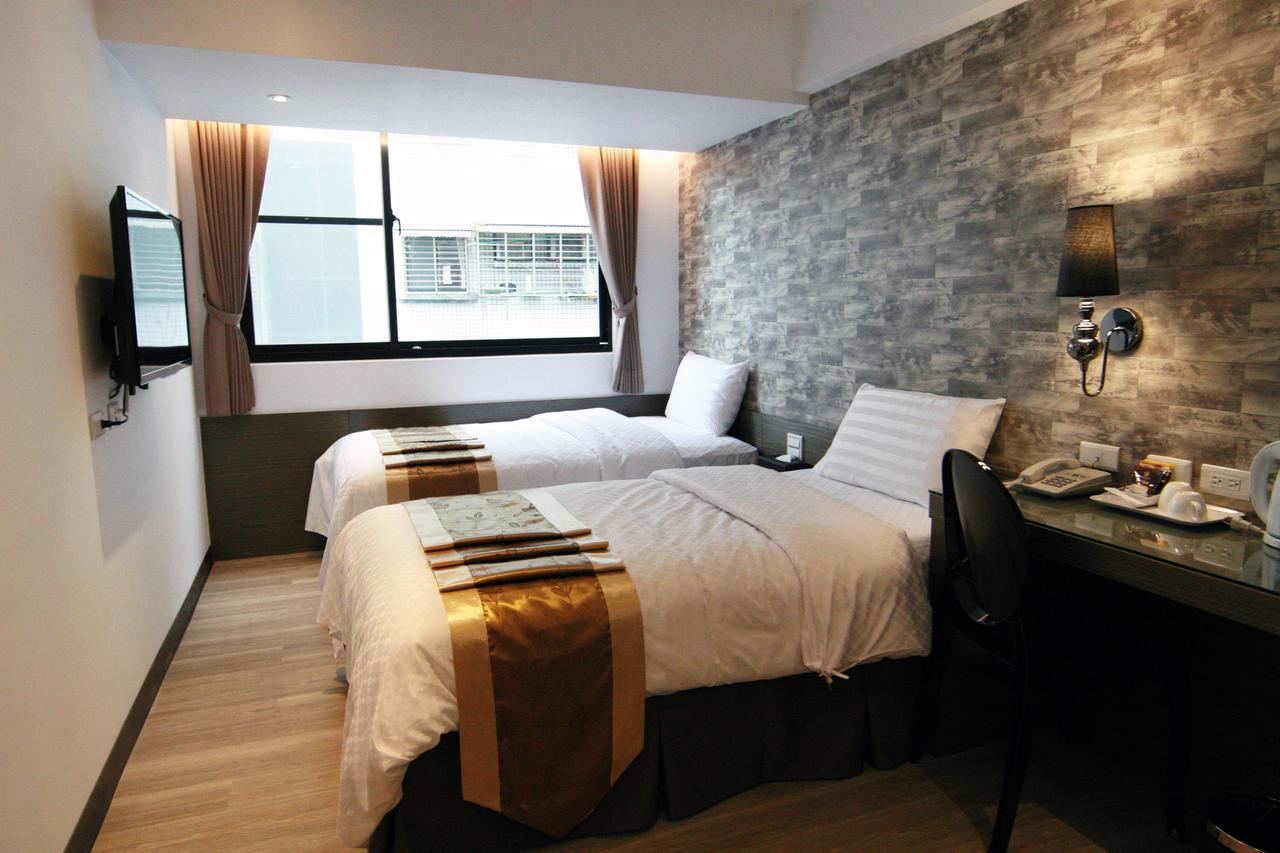 Lihan Hotel Taipei Esterno foto